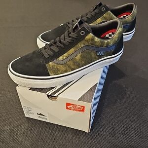 NWT - Vans Skate Old School Corduroy Tie-Dye Black / Green Camo RARE Men's 11.5